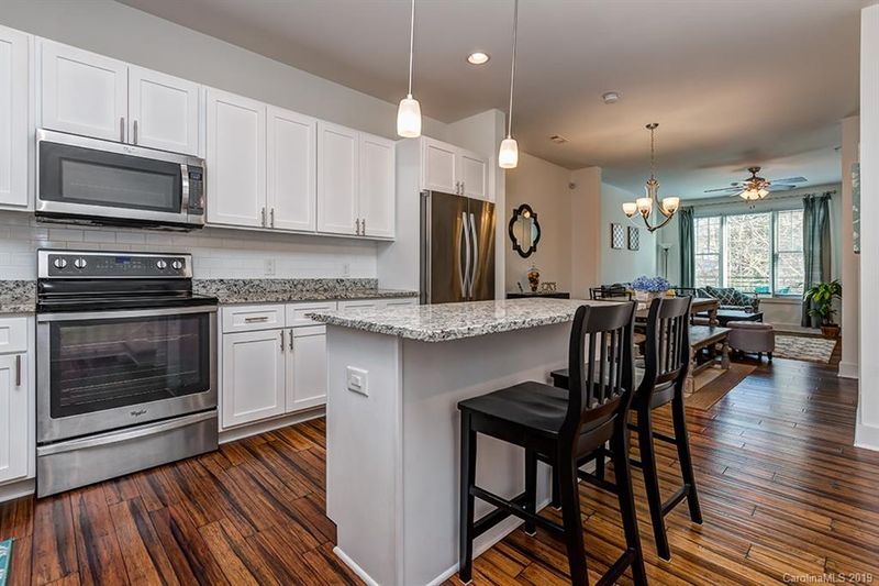 317 E Tremont Ave #106, Charlotte, NC 28203