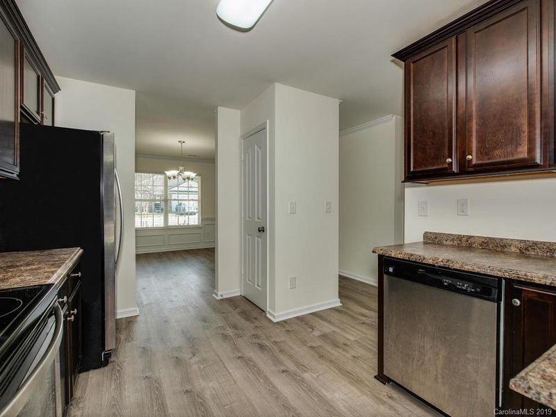 4904 Mcclure Rd, Charlotte, NC 28216