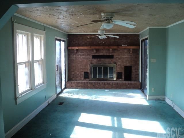 407 14th Ave NE, Hickory, NC 28601