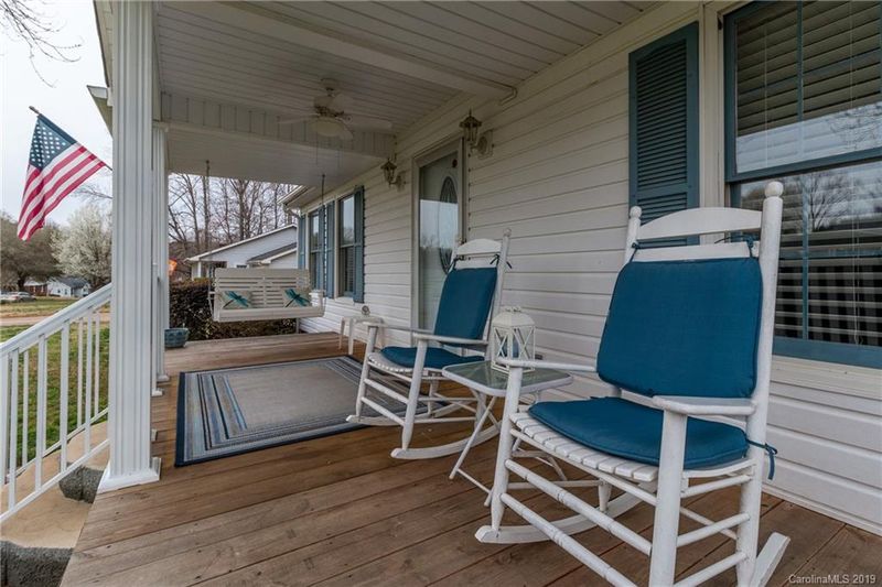 1525 Pine Creek Rd, Gastonia, NC 28056