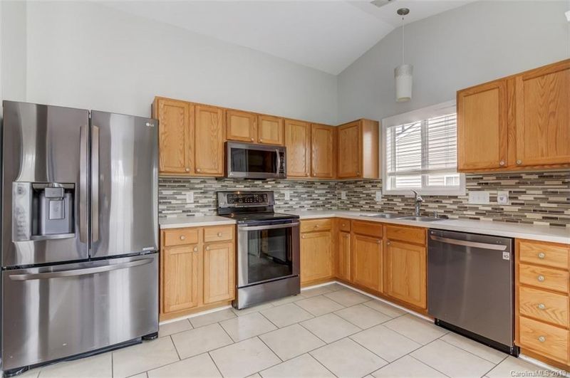 3715 Cardinal Bluff Ln, Indian Trail, NC 28079