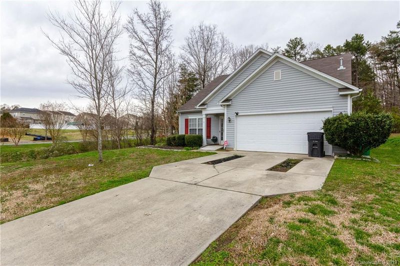7142 Cobden Ln, Charlotte, NC 28216