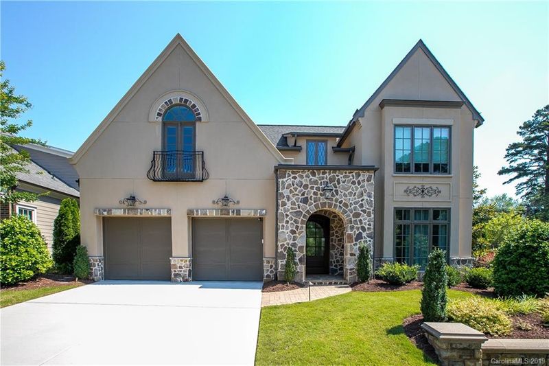 4604 Pine Valley Rd, Charlotte, NC 28210