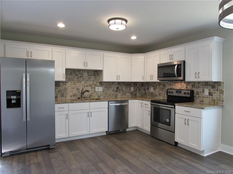 617 Hyde Park Dr NE, Concord, NC 28025