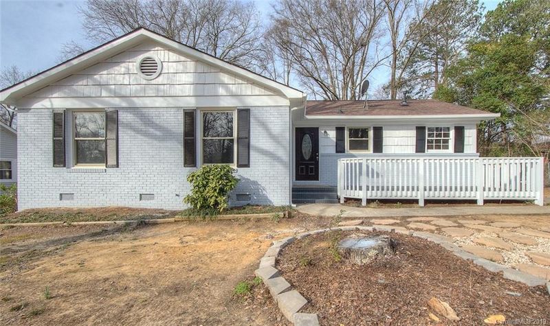 2923 Flintridge Dr, Charlotte, NC 28212