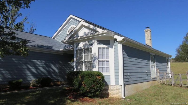 7101 Lanark Ct, Charlotte, NC 28217