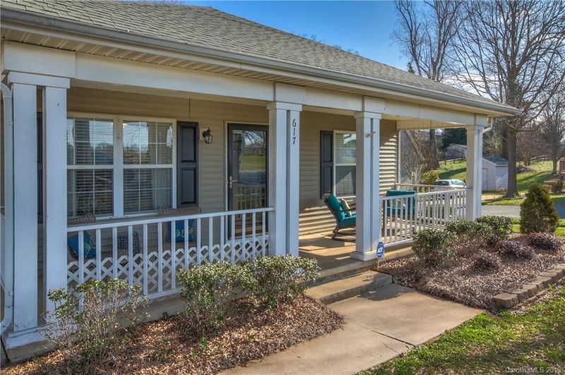 617 Church St, Belmont, NC 28012