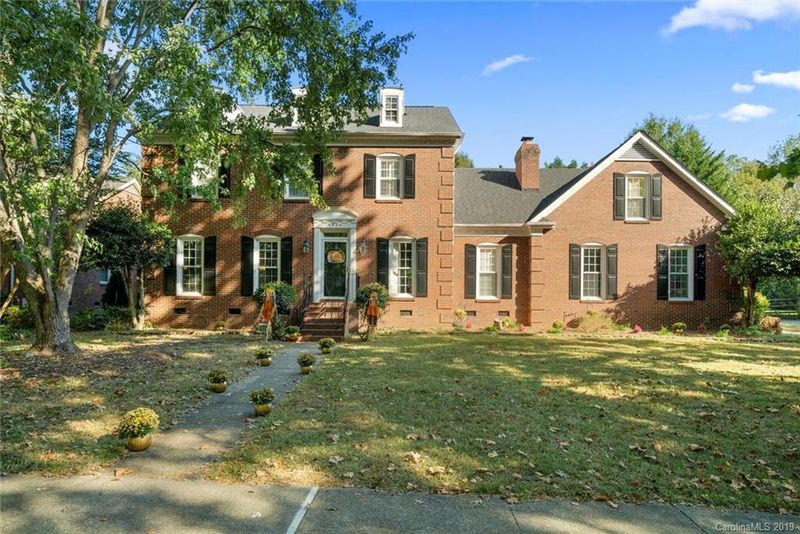 9924 Park Walk E, Charlotte, NC 28269