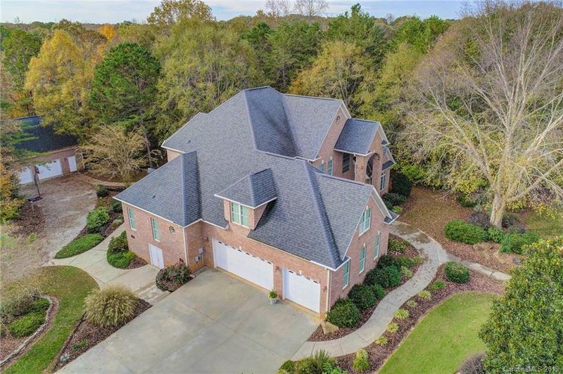 612 Elmhurst Dr, Fort Mill, SC 29715
