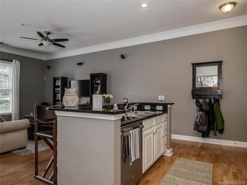 773 Garden District Dr #5104, Charlotte, NC 28202
