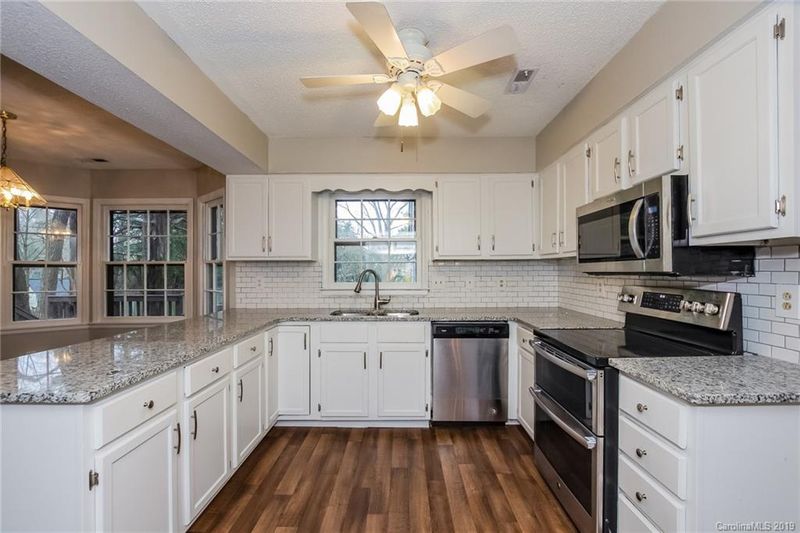 11400 Harrowfield Rd, Charlotte, NC 28226