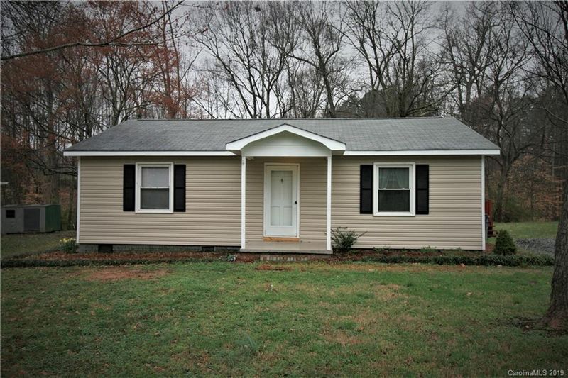 506 Short St, Stanley, NC 28164