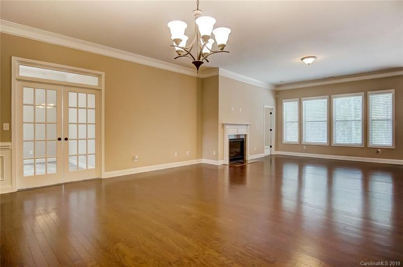 3065 Cricket Ln, Lancaster, SC 29720