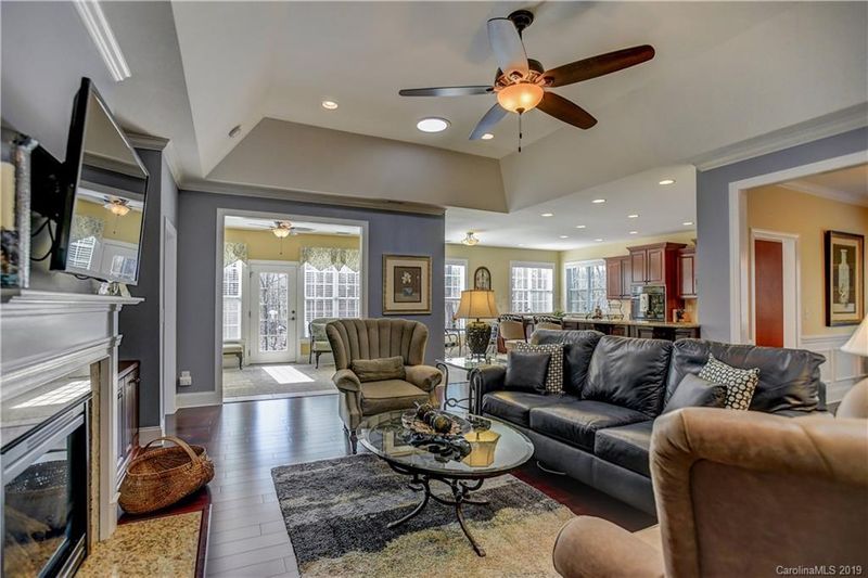 12604 Meetinghouse Dr #15, Cornelius, NC 28031