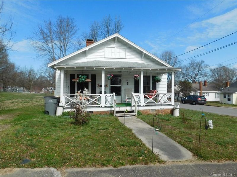 609 E 10th St, Kannapolis, NC 28083