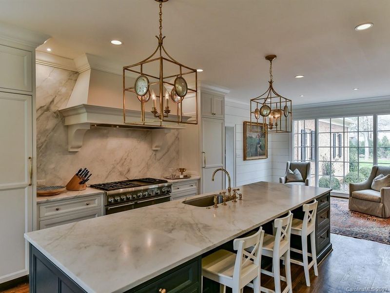 8225 Bar Harbor Ln, Charlotte, NC 28210