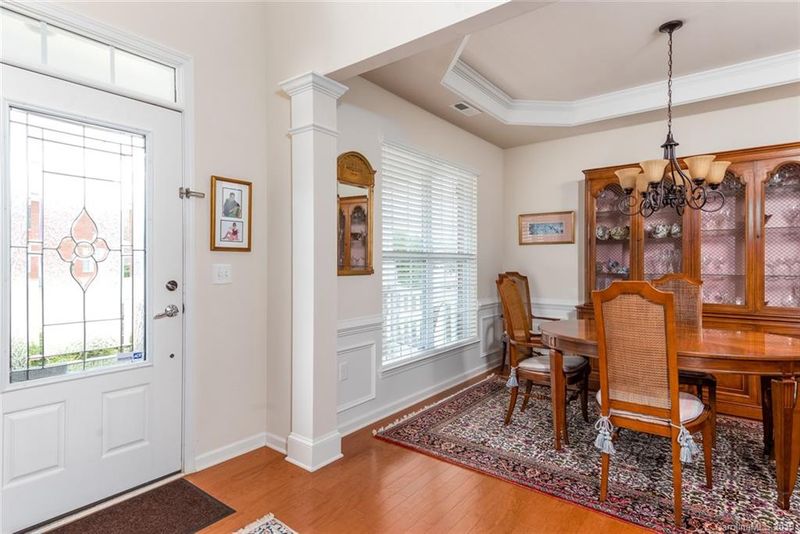 10211 Blairbeth St, Charlotte, NC 28277