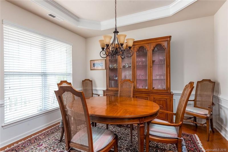 10211 Blairbeth St, Charlotte, NC 28277