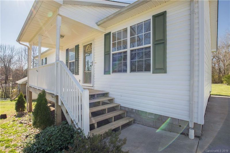 3033 Pratt St, Sharon, SC 29742