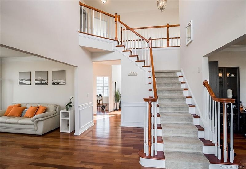 7246 Streamhaven Dr, Harrisburg, NC 28075