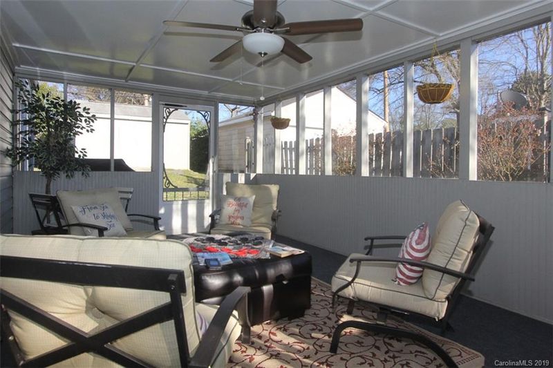 1048 Mcdow Dr, Rock Hill, SC 29732