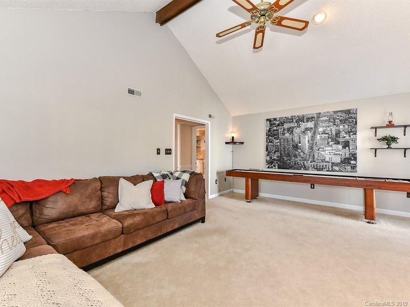 6311 Willow Run Dr, Charlotte, NC 28277