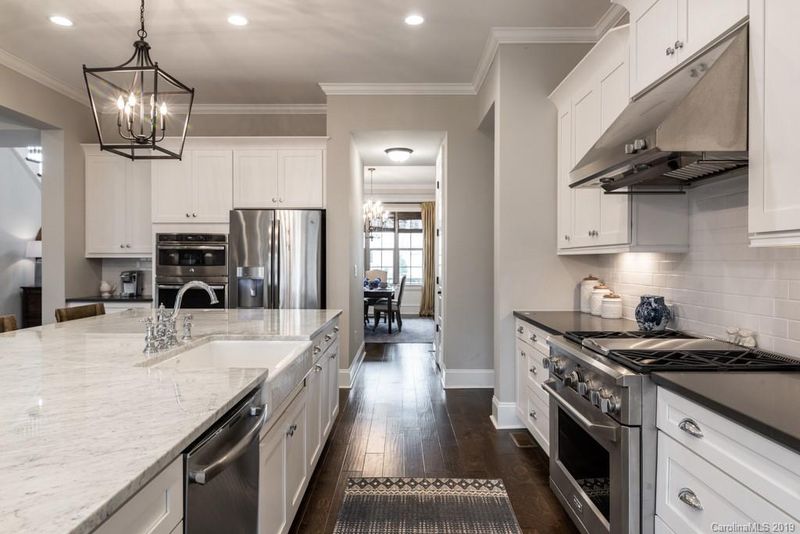 1114 Cherry Laurel Dr, Waxhaw, NC 28173