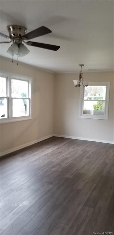 2709 Englehardt St, Charlotte, NC 28216