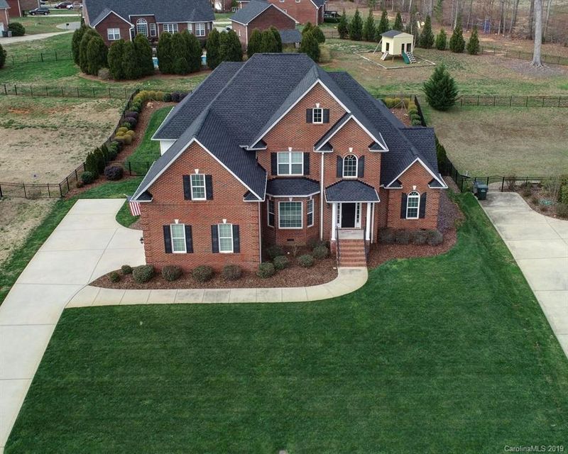 4541 Mcchesney Dr, Gastonia, NC 28056