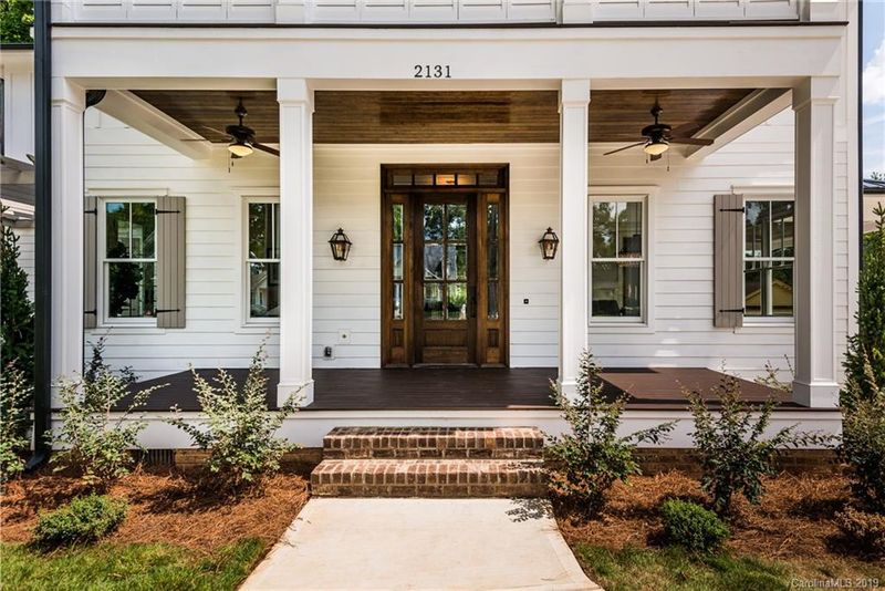 2131 Crescent Ave, Charlotte, NC 28207