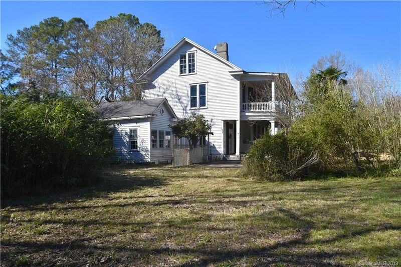 128 Pinckney St, Chester, SC 29706