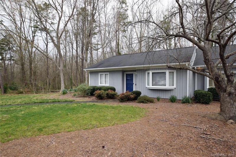 8311 Rust Wood Pl, Charlotte, NC 28227