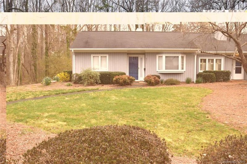 8311 Rust Wood Pl, Charlotte, NC 28227