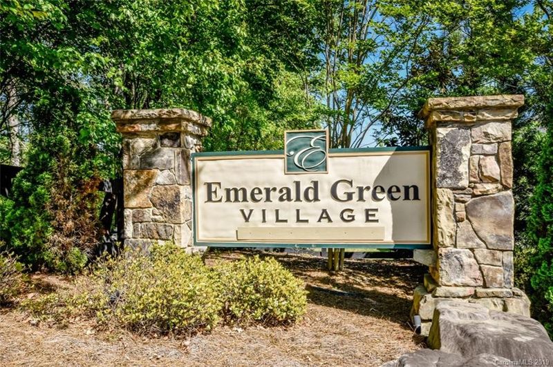 162 Aztec Cir, Mooresville, NC 28117