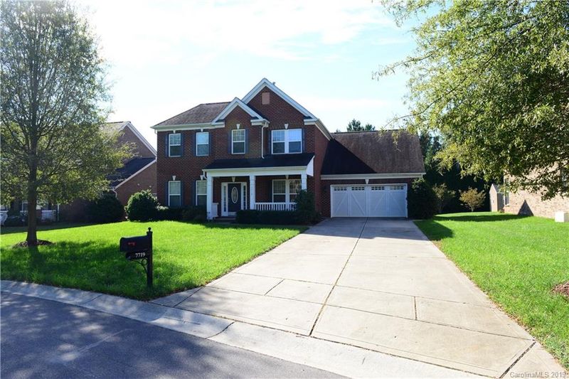 7719 Monogramm Ln, Mint Hill, NC 28227