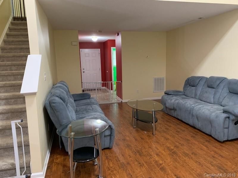 7322 Aragorn Ln, Charlotte, NC 28212