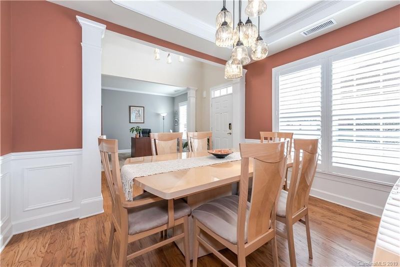 757 Treverton Dr, Matthews, NC 28105