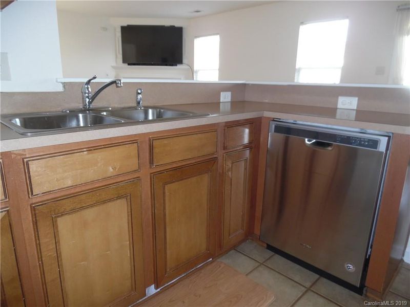 4232 Bathurst Dr, Charlotte, NC 28227