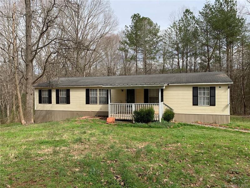 7044 Twin Streams Ln, Clover, SC 29710