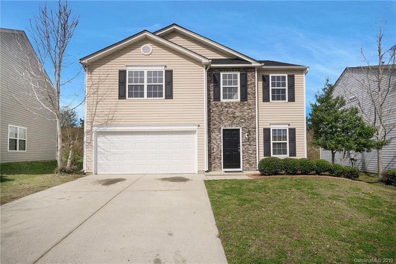 10521 Plantain Ct, Charlotte, NC 28213