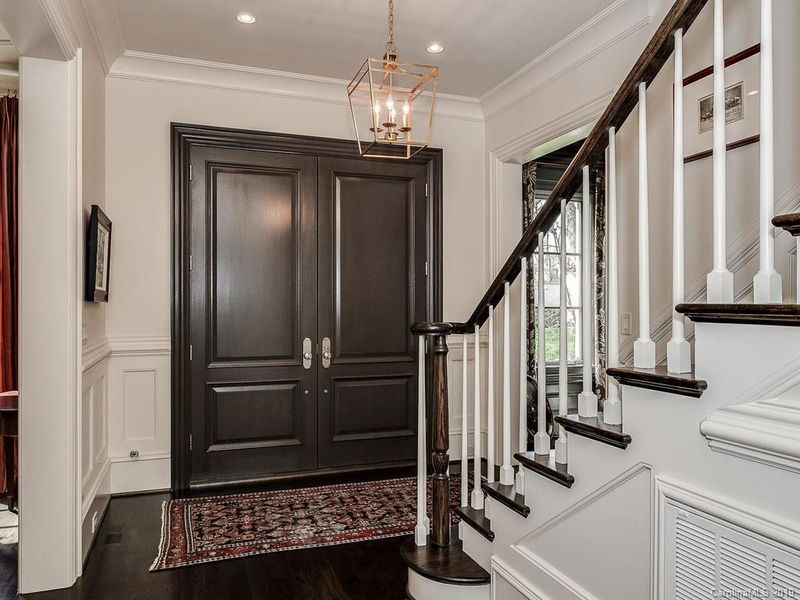 4113 Columbine Cir, Charlotte, NC 28211