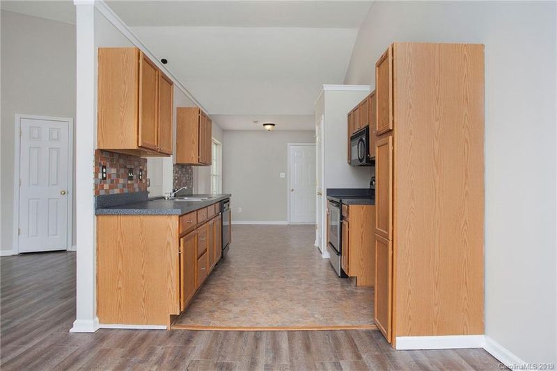1004 Barbee Farm Dr, Monroe, NC 28110