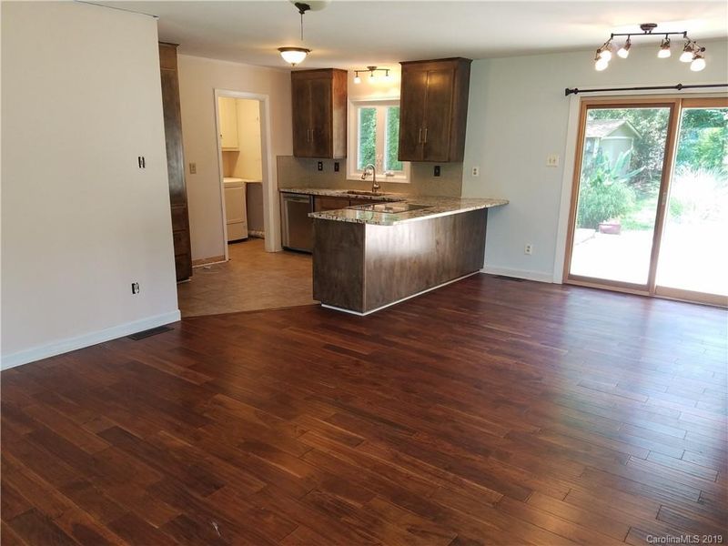 20901 Sierra Vista Dr, Cornelius, NC 28031