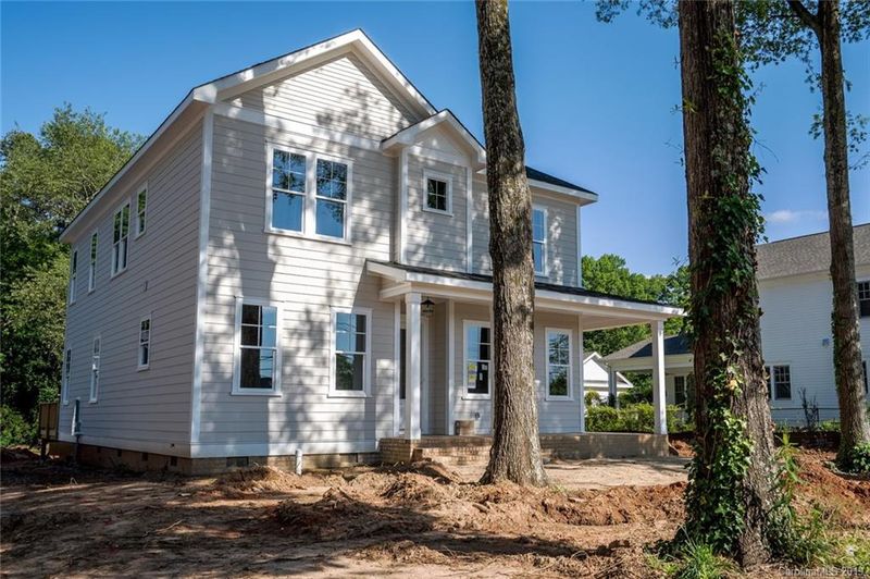 534 Potts St, Davidson, NC 28036