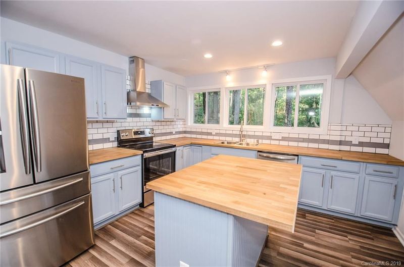 8080 Altacrest Dr, Concord, NC 28027