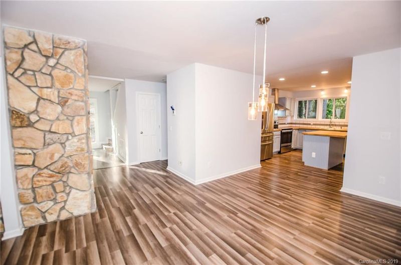 8080 Altacrest Dr, Concord, NC 28027