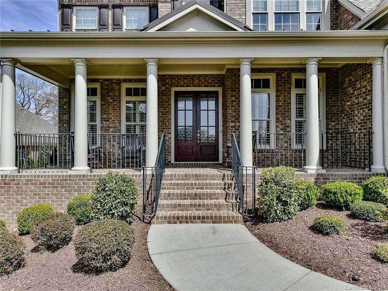 1006 Viscount Dr, Matthews, NC 28104
