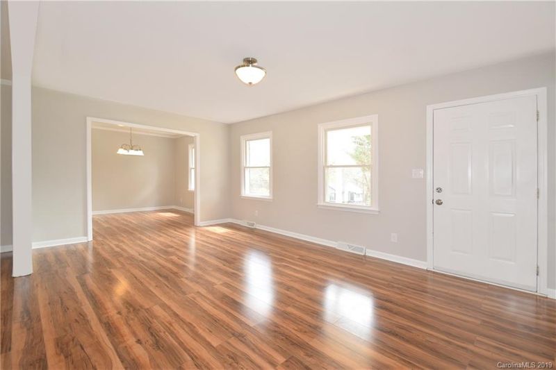 419 Neighbors Dr, Midland, NC 28107