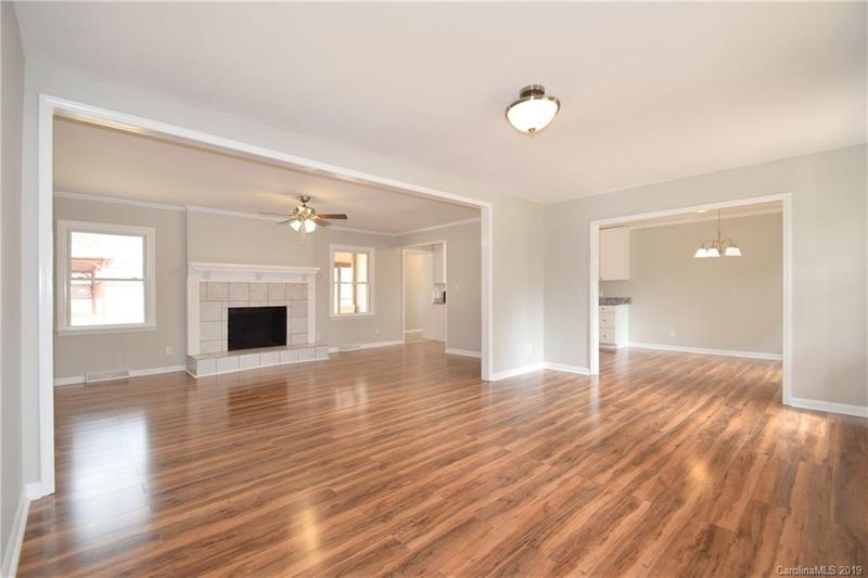 419 Neighbors Dr, Midland, NC 28107