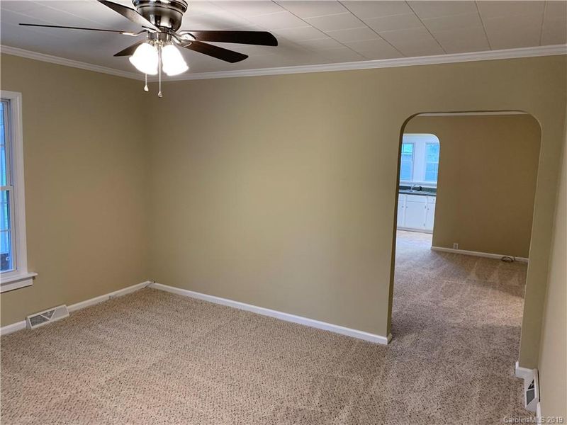 925 S Juniper St, Kannapolis, NC 28081